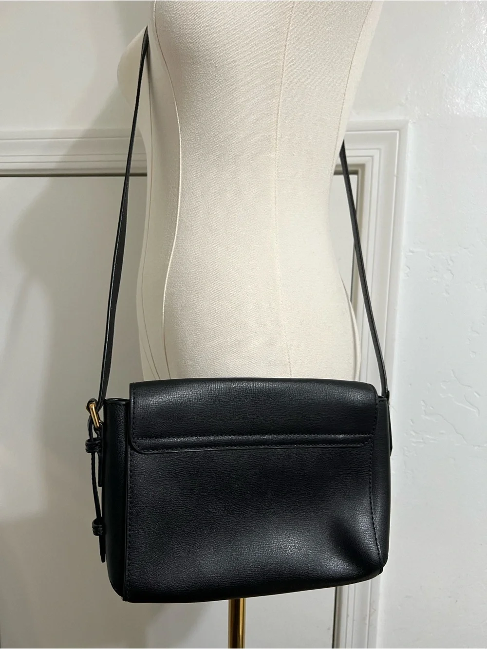 Marc Jacobs Commuter Medium Crossbody Bag